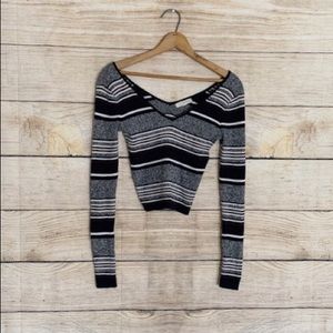 PRICE DROP!LA Hearts striped long sleeve sweater